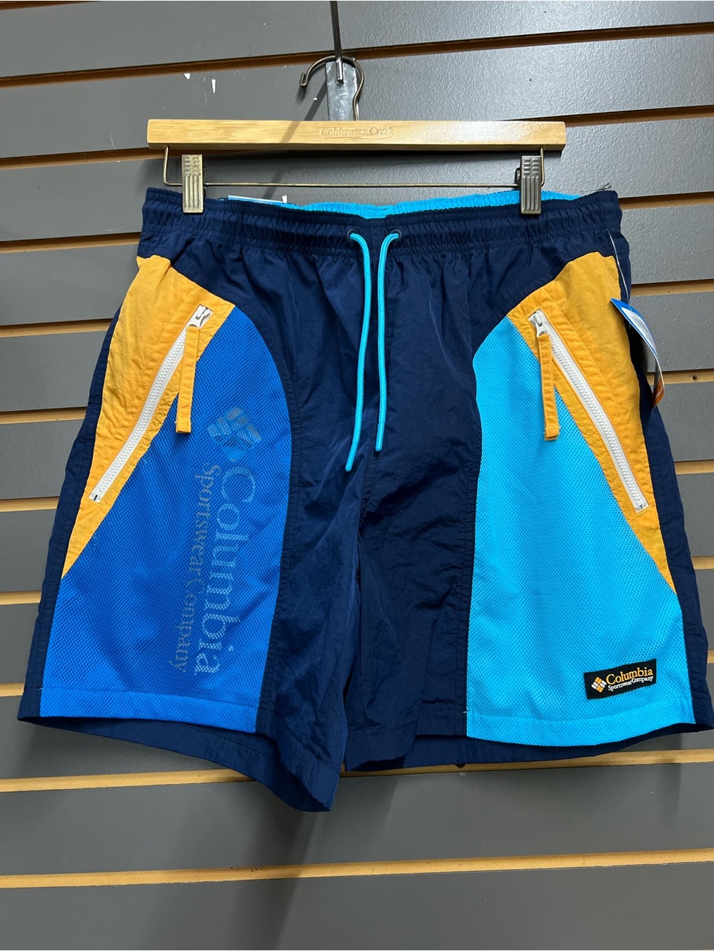 Columbia Riptide Retro Men's Hiking Water Shorts men’s medium x6” Blue NWT